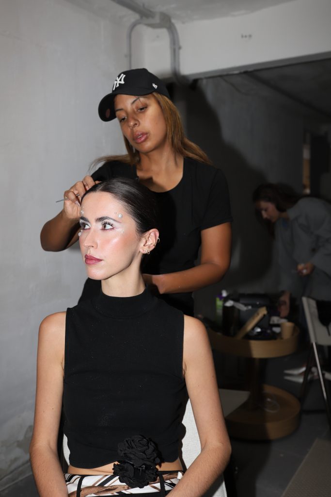 Performance show in the presentation of the new collection "Metaphora" by Angelina Vlasiuk